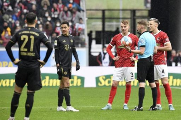 Fribourg dépose plainte après l'imbroglio autour du changement au Bayern Munich