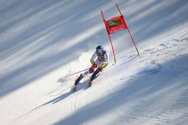 Ski alpin: Pas de 2e manche pour Maes et Van den Broeck dans le 2e géant de Kranjska Gora