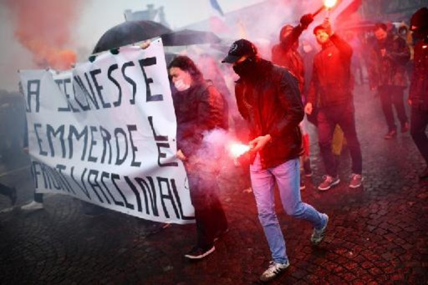 Coronavirus - Des manifestants battent le pavé contre le pass vaccinal dans plusieurs villes de France