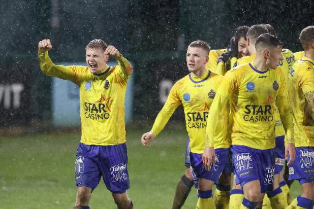 1B Pro League - Waasland-Beveren wint ruim bij Virton na hattrick Hoggas