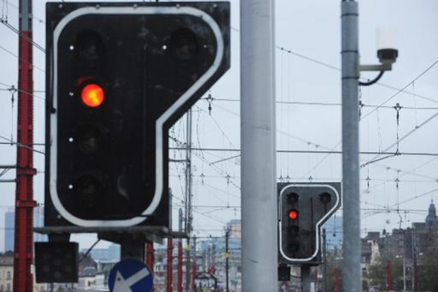 En moyenne 6 dépassements d'un signal rouge par mois sur le rail en 2021