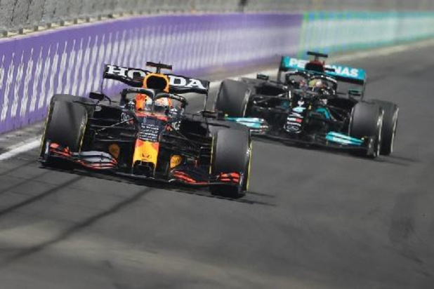 F1 - GP d'Arabie saoudite - Lewis Hamilton l'emporte à l'issue d'une folle course et revient à égalité avec Verstappen