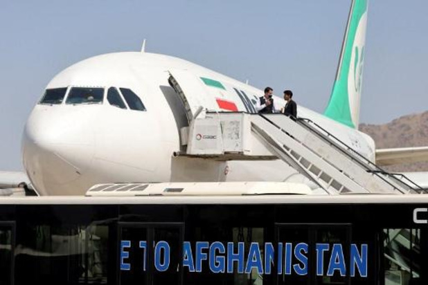 Iran herneemt commerciële vluchten met Afghanistan
