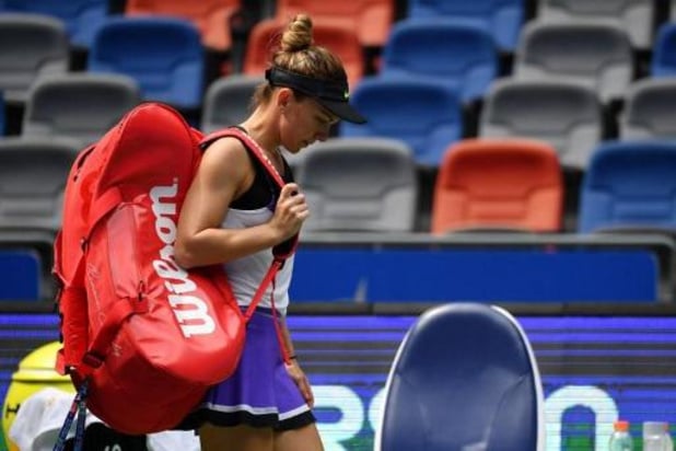 WTA Wuhan: Simona Halep contrainte à l'abandon face à Elena Rybakina