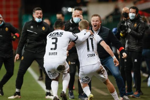 Jupiler Pro League - Standard krijgt deksel op de neus tegen KV Mechelen en verliest met 1-2