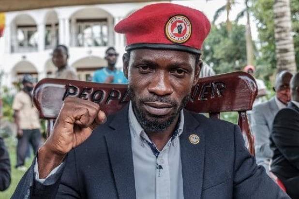 Ouganda: Bobi Wine affirme être "assigné à domicile"