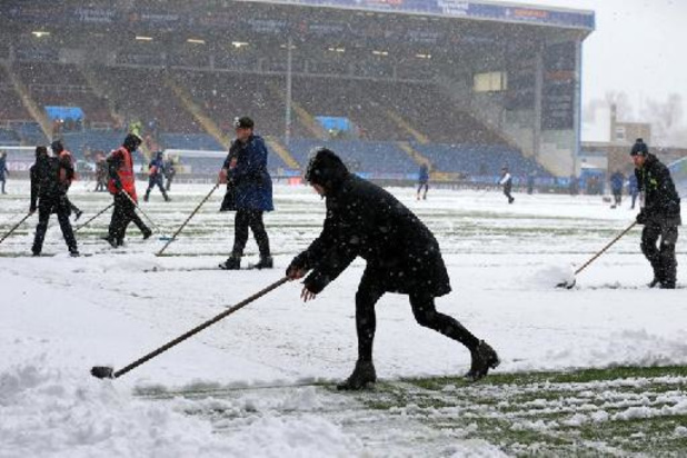 Le duel entre Burnley et Tottenham dimanche remis à cause de la neige