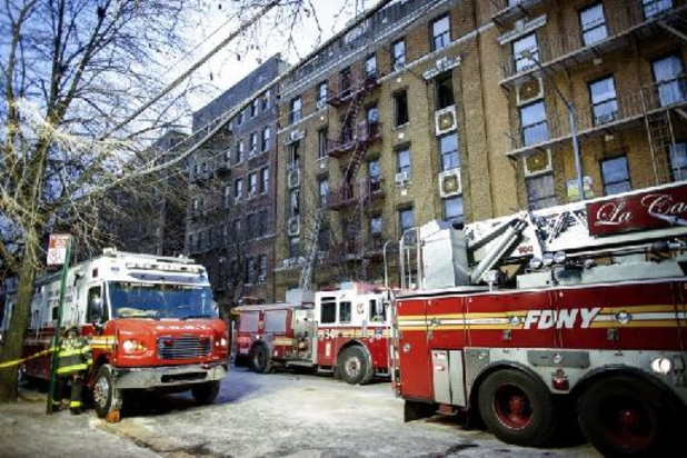Au moins 20 blessés graves dans un incendie dans un immeuble à appartements du Bronx