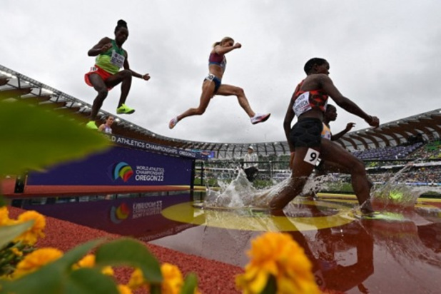 WK atletiek - Steepleloopster Norah Jeruto maakt favorietenrol waar
