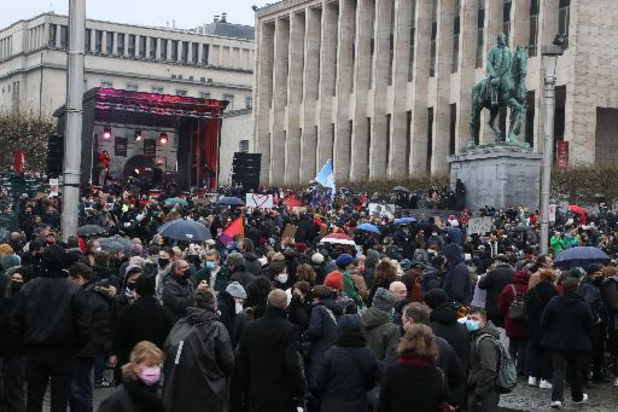 Protestactie cultuursector - Brusselse politie telt 5.000 deelnemers