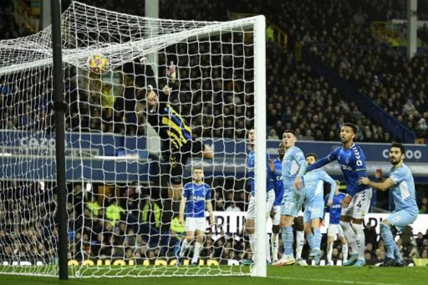 Les Belges à l'étranger - Avec City, Kevin De Bruyne fête sa 200e en Premier League par une victoire contre Everton