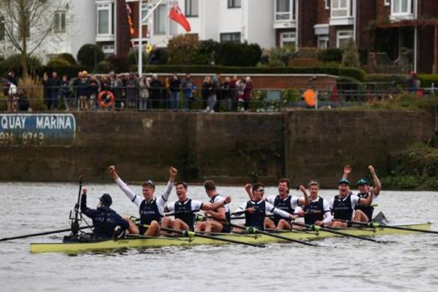 Oxford verslaat Cambridge eerste keer sinds 2017 in Boat Race op de Theems