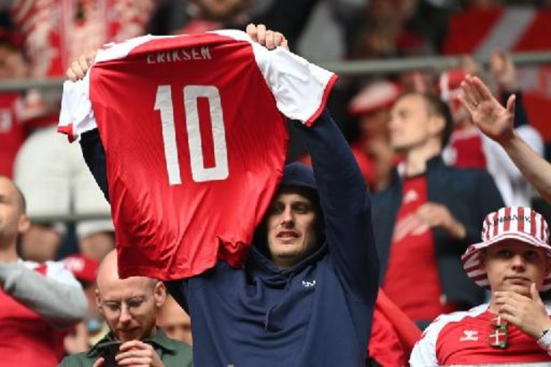 Les supporters danois applaudiront Eriksen à la 10e minute du match contre la Belgique
