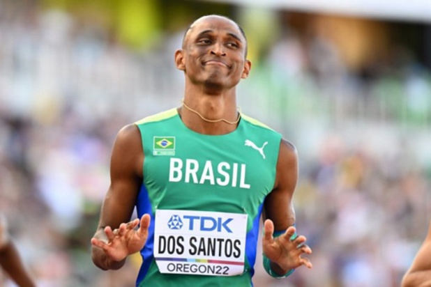 WK atletiek - Braziliaan Alison Dos Santos wint 400 meter horden