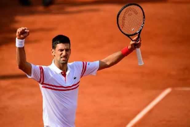 Novak Djokovic sans trembler au troisième tour