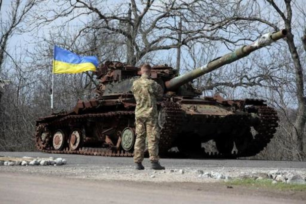 Ukraine: deux soldats tués sur fond de pourparlers russo-américains