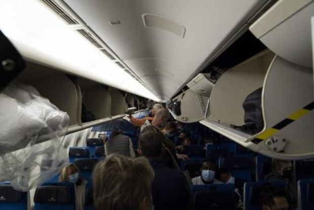 Treize passagers arrivés aux Pays-Bas d'Afrique du Sud sont porteurs du variant Omicron -2