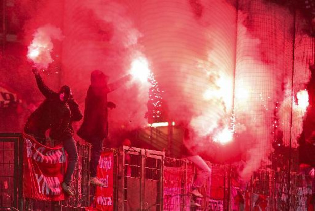 Europa League - UEFA bestraft Eintracht Frankfurt en Antwerp voor wangedrag supporters