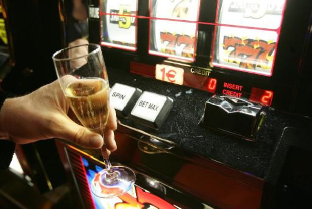 Raad van State verwerpt verzoek om verbod op kansspelen in cafés te schorsen