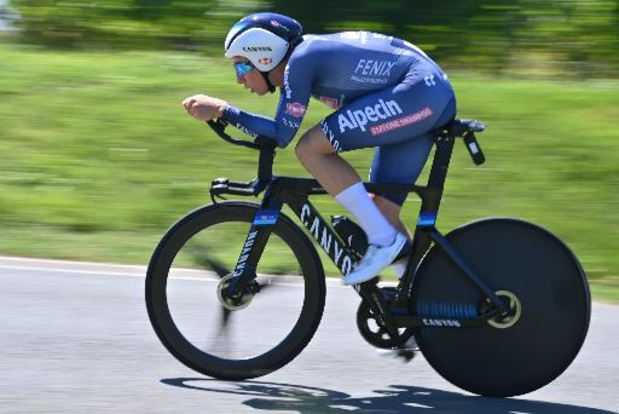 Vuelta - Philipsen maakt meteen komaf met ereplaatsen: "Heel trots op deze prestatie"