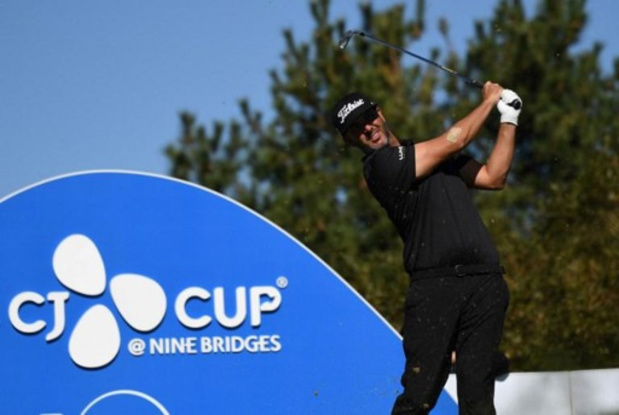 PGA Tour - Scott Piercy met vier slagen voorsprong naar finaleronde