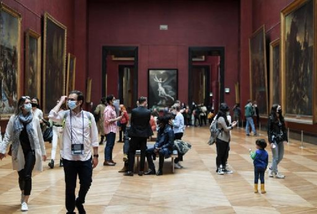Musée du Louvre: le nombre de visiteurs en 2021 encore nettement inférieur à l'avant-crise