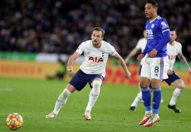 Belgen in het buitenland - Leicester van Tielemans gaat in blessuretijd van voorsprong naar nederlaag tegen Tottenham