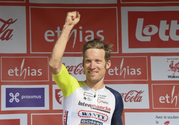 Ronde van Wallonië - Jan Bakelants wint eerste keer sinds 2016: "Onbeschrijflijk gevoel"