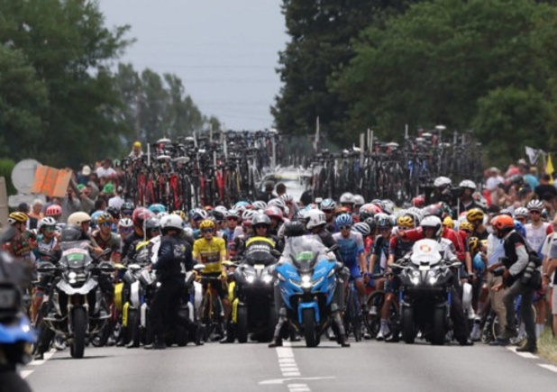 Interruption du Tour de France: six militants de "Dernière rénovation" jugés en novembre