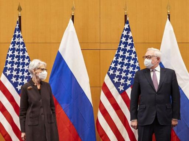 Ukraine: Etats-Unis et Russie entament leur réunion à Genève