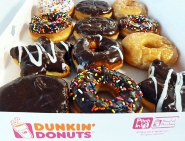 Commotie bij feestelijke opening en gratis-actie van Dunkin' Donuts in Antwerpen