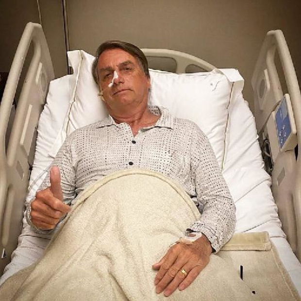 Brésil: Bolsonaro annonce sur Twitter qu'il peut quitter l'hôpital