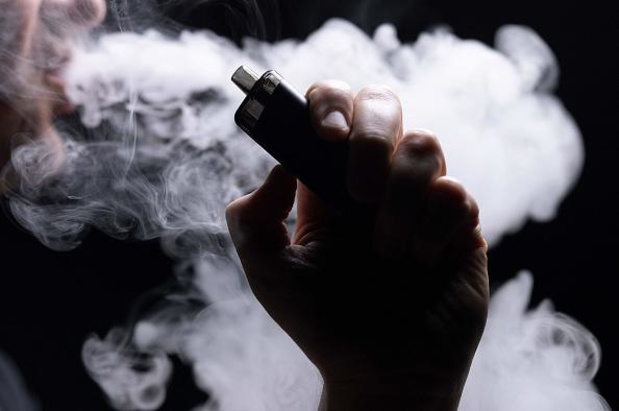 Frank Vandenbroucke annonce un plan d'action contre l'e-cigarette