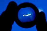 Facebook teste la possibilité d'alerter les usagers sur les contenus extrémistes