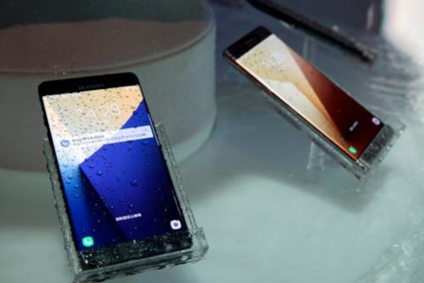 Samsung poursuivi pour tromperie sur 'l'étanchéité' du Galaxy