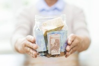Donations, assurances-vie, pick-up...: ce que change la réforme fiscale wallonne
