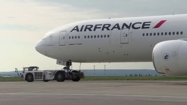 Bruxelles donne le feu vert à 4 milliards d'euros d'aide de l'Etat français à Air France