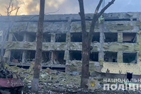 Guerre en Ukraine: ce que l'on sait sur le bombardement de l'hôpital pour enfants de Marioupol