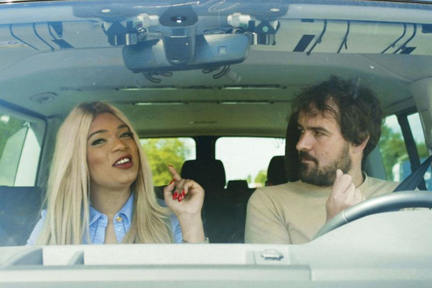 Tv-tip: 'Taxi Joris' heeft enkel een auto en een passagier nodig om bijzondere televisie te maken