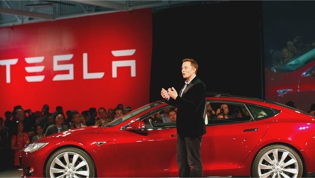 Tesla veut lancer des taxis autonomes en 2020