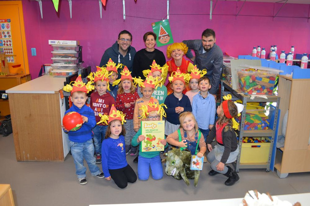 Kaatje Tralalaatje viert verjaardag in Nieuwpoortse kleuterschool De Vierboete