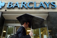 Royaume-Uni: enquête sur la banque Barclays qui surveillait ses salariés