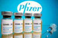 Covid: le vaccin de Pfizer reste 