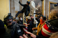 Images choc, cris, scènes de panique: l'accusation rejoue l'assaut du Capitole au procès de Trump