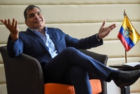 L'Équateur demande à la Belgique d'extrader l'ancien président Rafael Correa