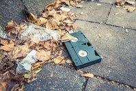 Ne jetez pas vos vieilles cassettes vidéo, elles peuvent valoir de l'or