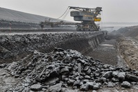L'Australie s'engage à vendre du charbon pendant encore 