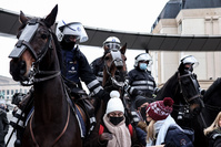 Rassemblement anti-mesures Covid : Près de 500 arrestations