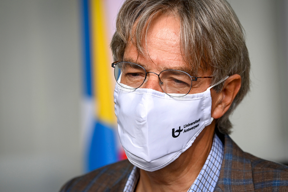 Covid: Herman Goossens annonce que son nouveau système de tests salivaires rapides est prêt