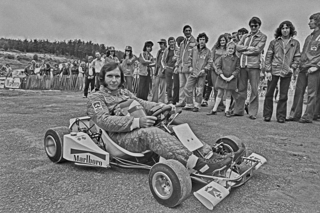 Emerson Fittipaldi , champion du monde en 1974, était à égalité de points avec son rival Clay Regazzoni avant le dernier Grand Prix. Il n'est évidemment pas imposé avec la voiture sur la photo., iStock